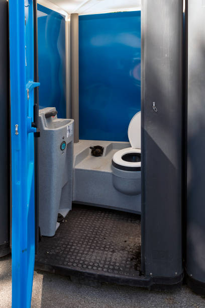 Portable Toilet Options We Offer in Dinuba, CA